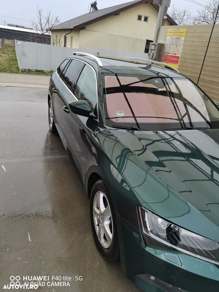 Skoda Superb 2.0 TDI DSG Laurin & Klement - 2