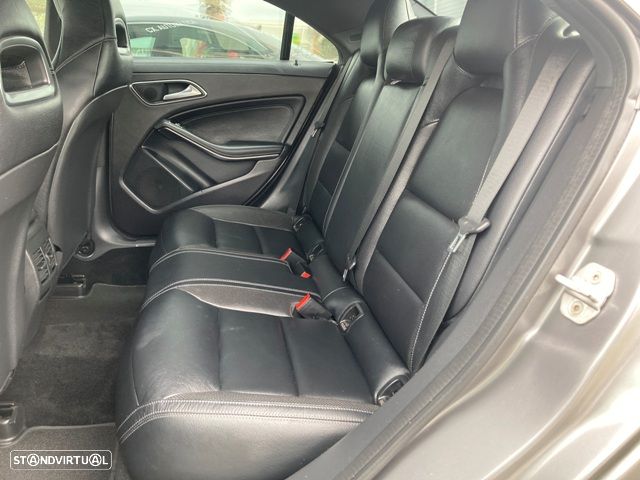 Mercedes-Benz CLA 220 CDI Urban Aut. - 34
