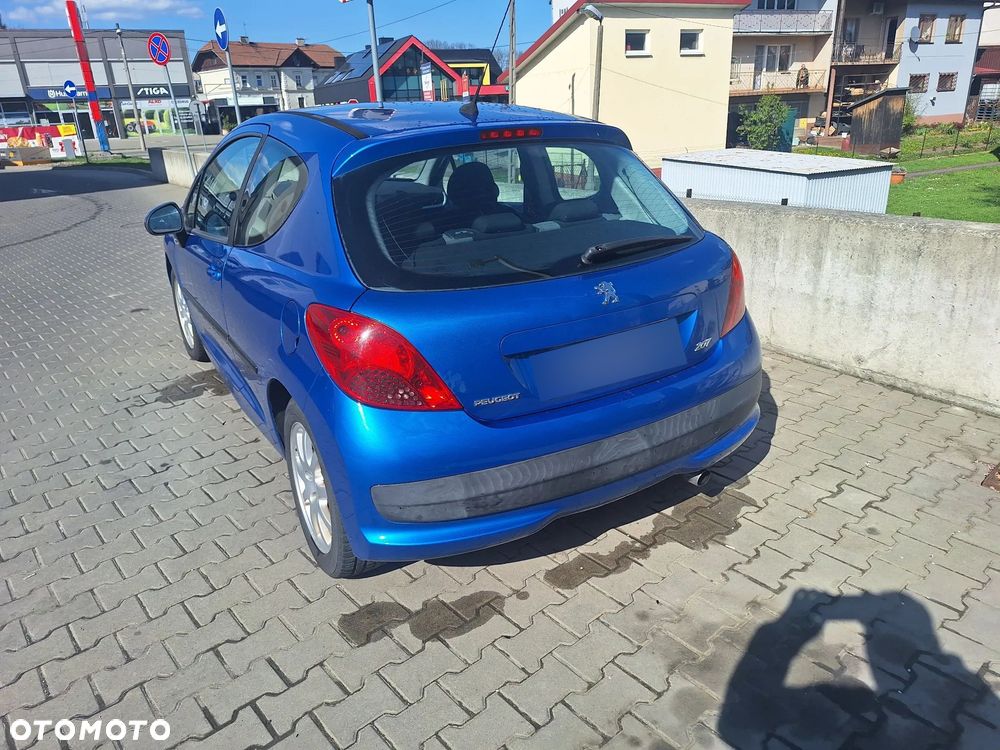 Peugeot 207 1.6 HDi 16V Trendy - 6