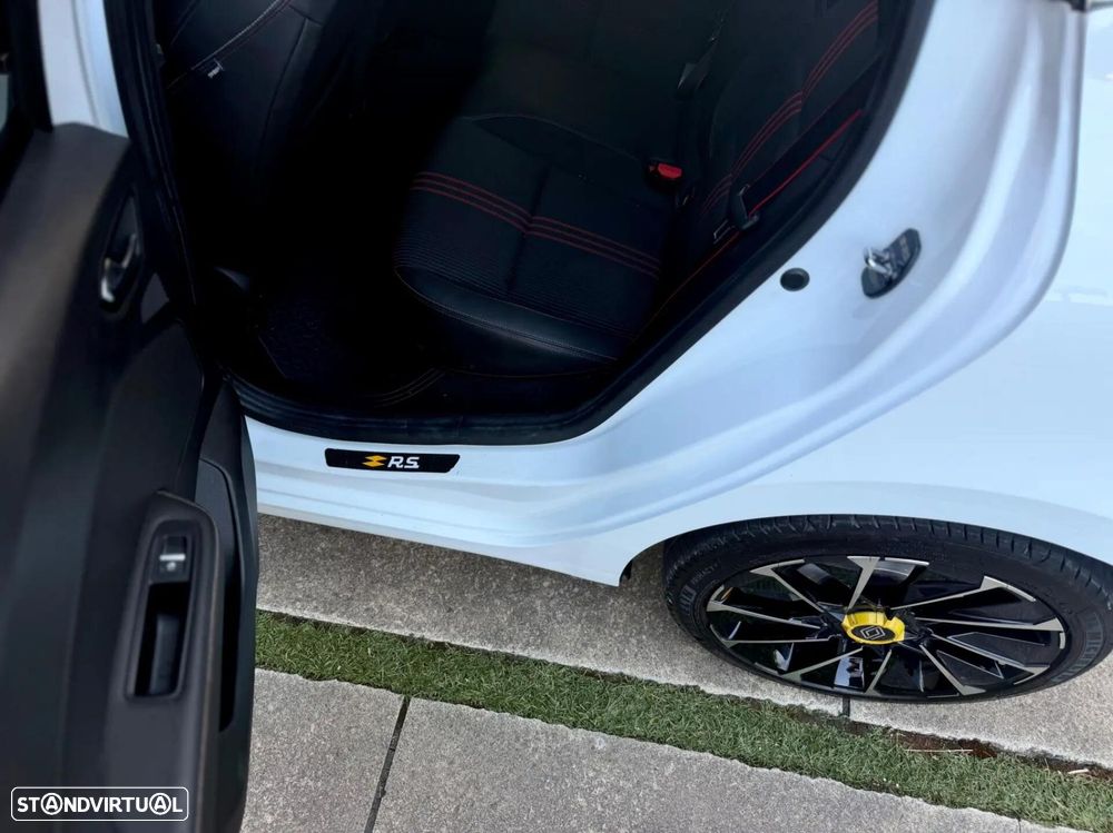 Renault Clio - 22