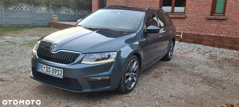 Skoda Octavia 2.0 TDI RS DSG - 1