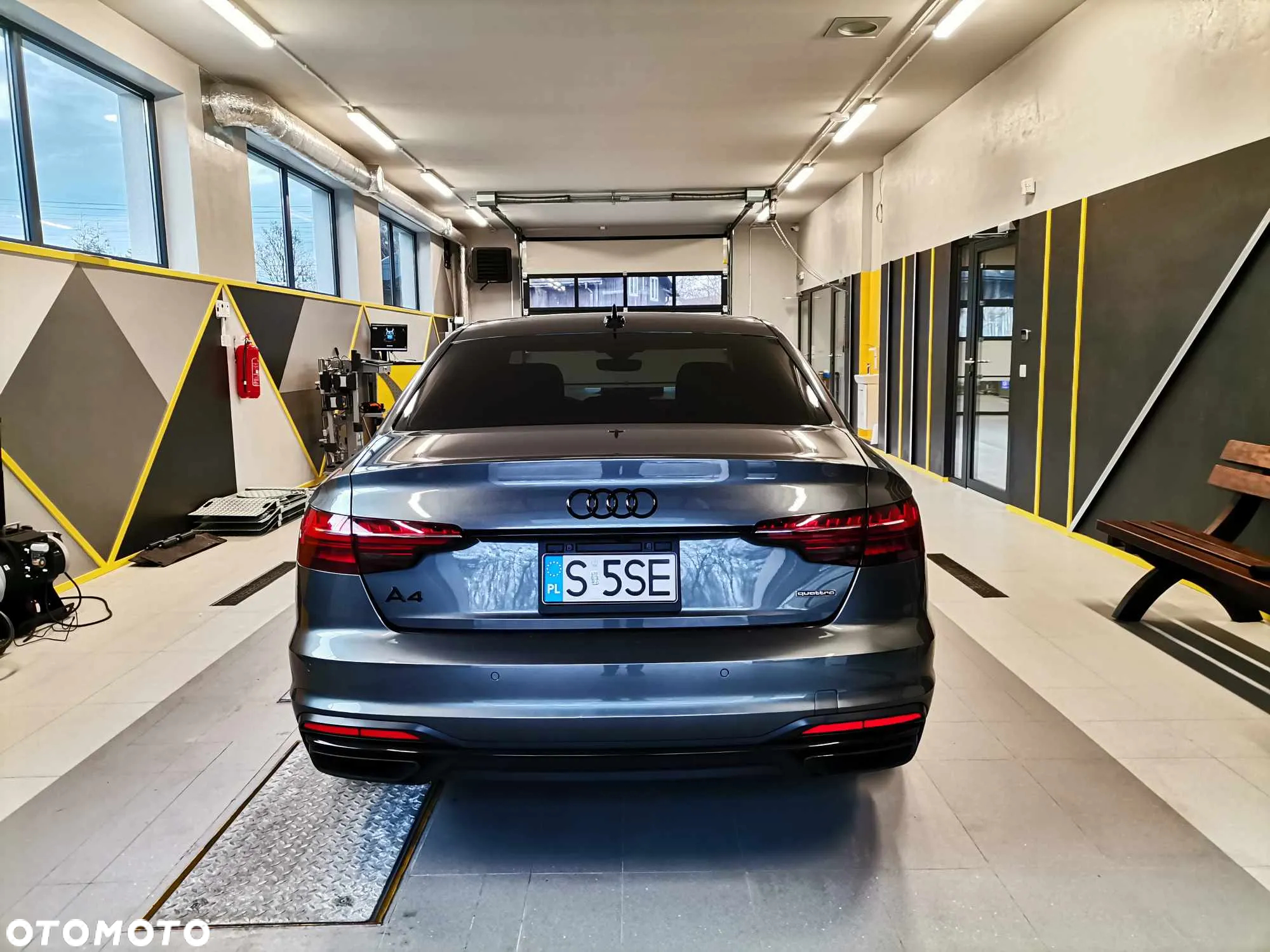 Audi A4 45 TFSI quattro S tronic S line - 9