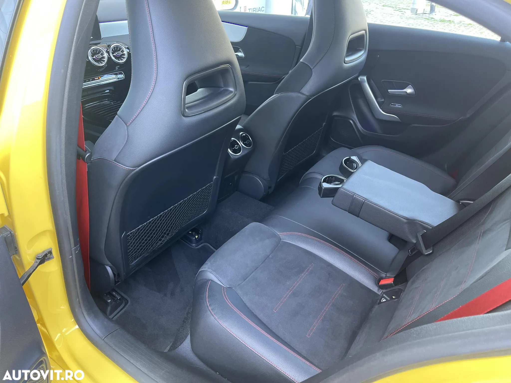 Mercedes-Benz A - 22