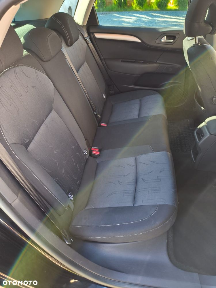 Citroën C4 1.6 HDi Exclusive - 8