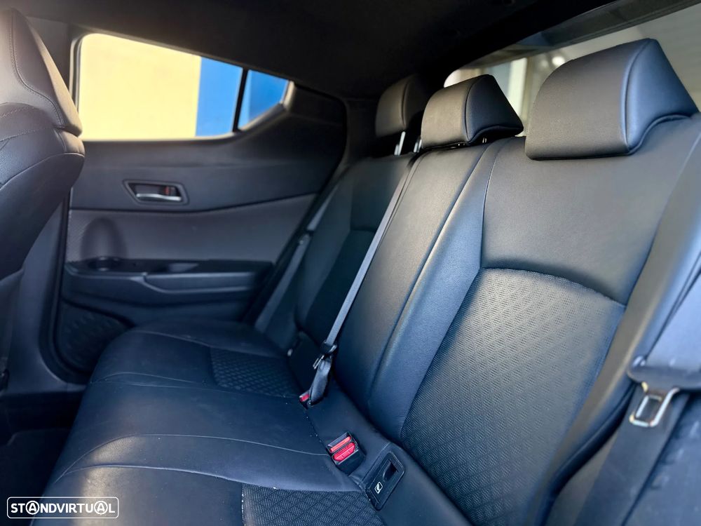 Toyota C-HR 1.8 HSD Exclusive+P.Luxury - 14