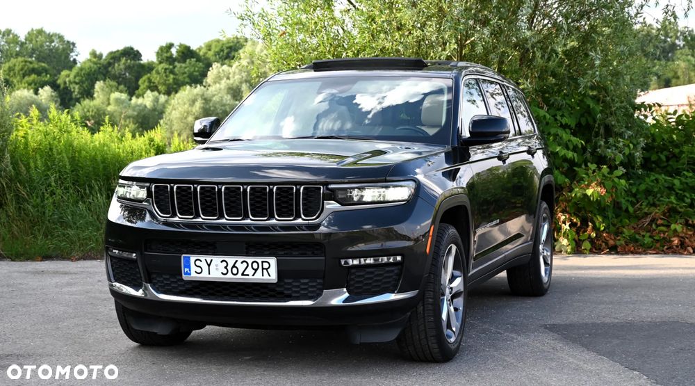 Jeep Grand Cherokee - 12