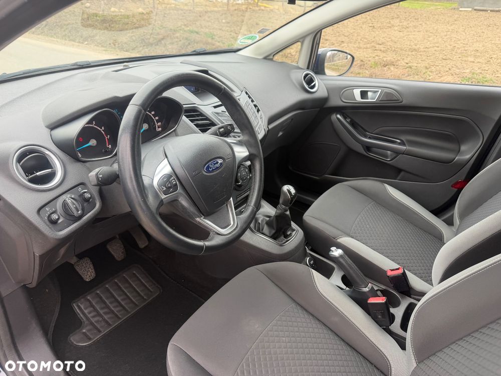 Ford Fiesta 1.25 Champions Edition - 31