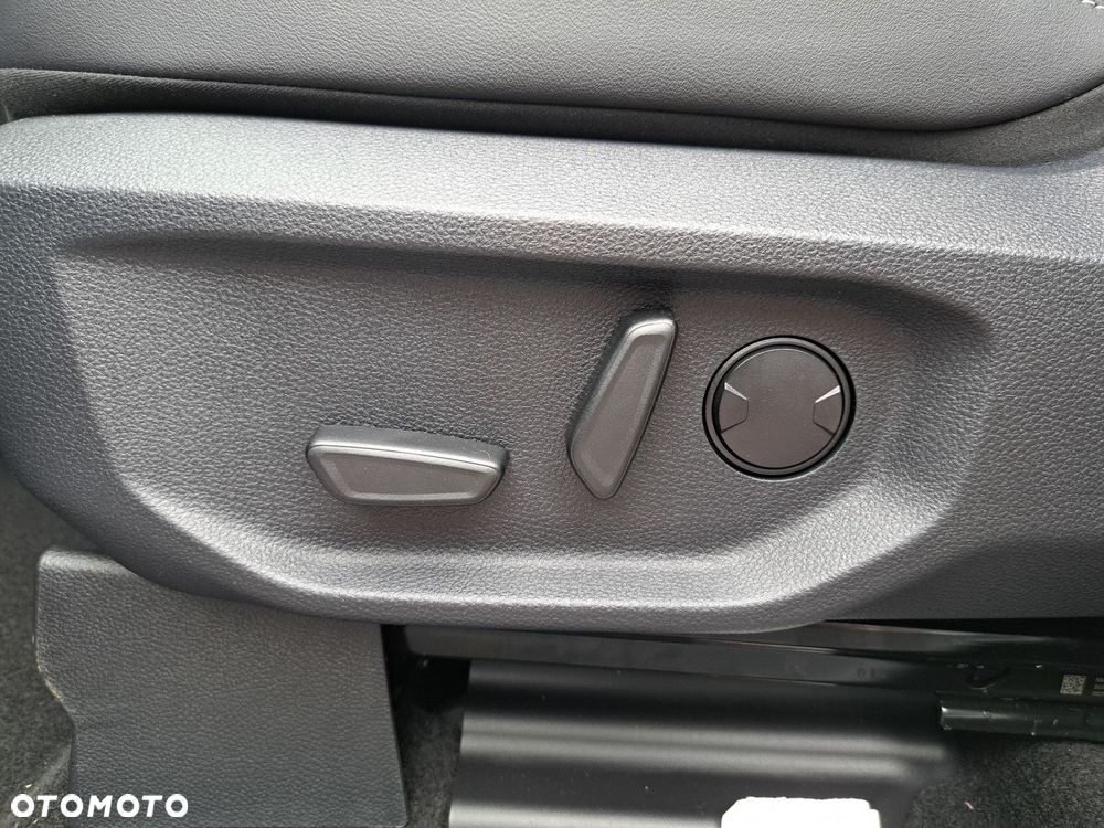 Volkswagen Amarok - 13