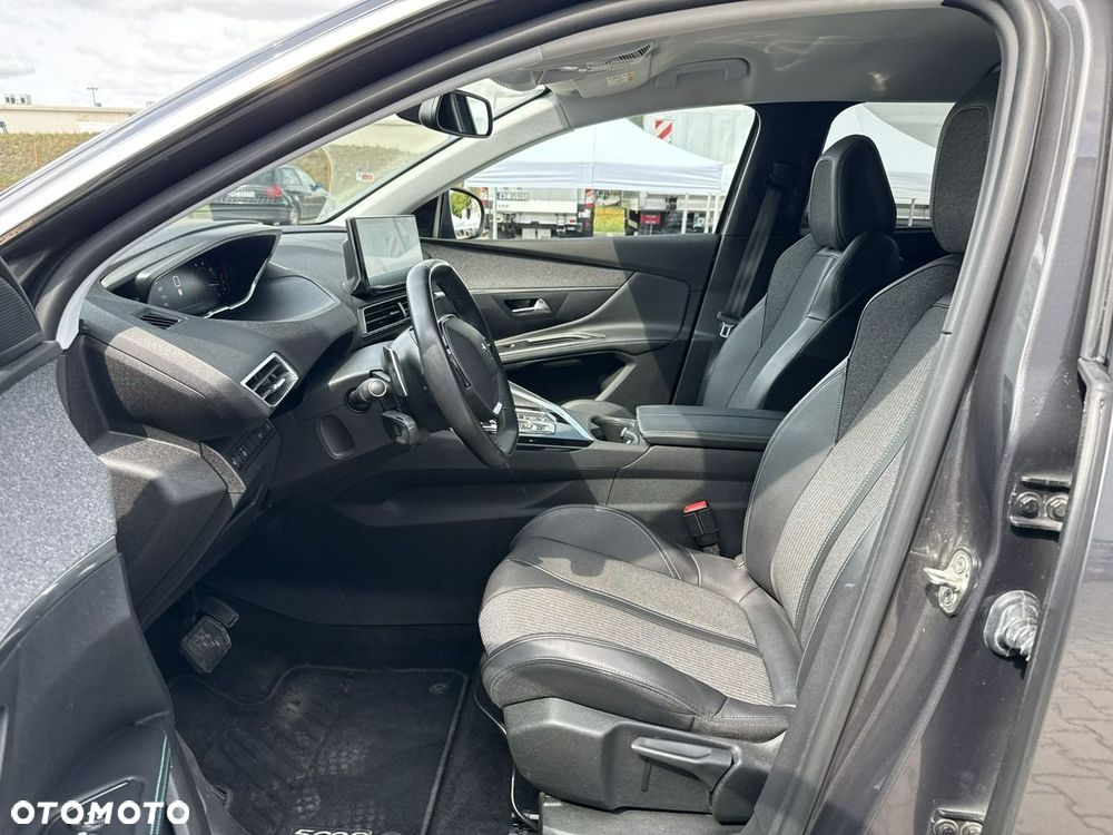 Peugeot 5008 2.0 BlueHDi Allure Pack S&S EAT8 - 11