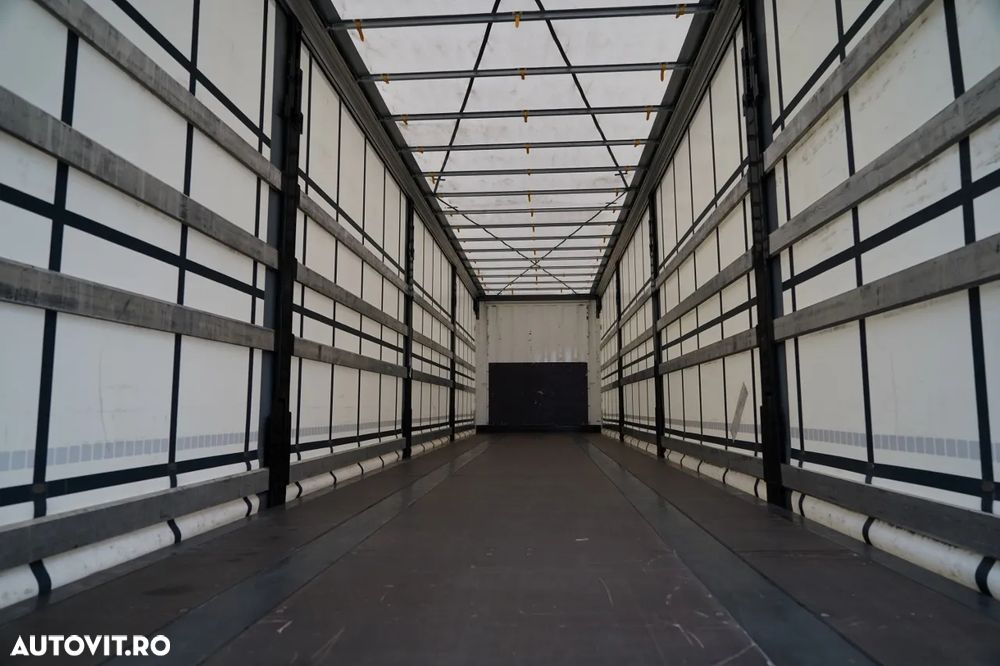 Krone CORTINĂ KRONE / 2024 / COȘ PENTRU PALEȚI / 2 AXE RIDICATIVE / PUȚIN FOLOSIT / - 15