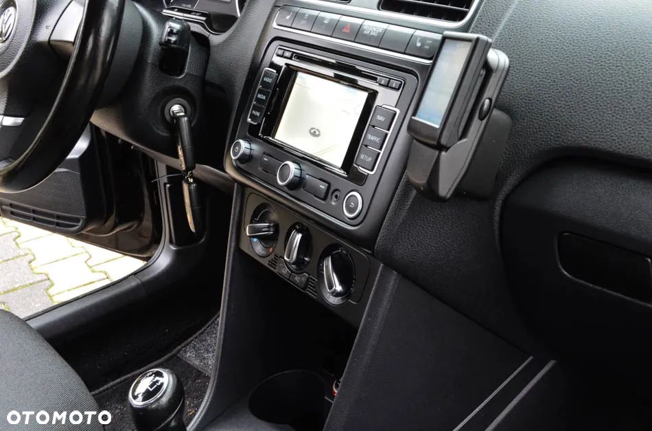 Volkswagen Polo 1.2 Comfortline - 27