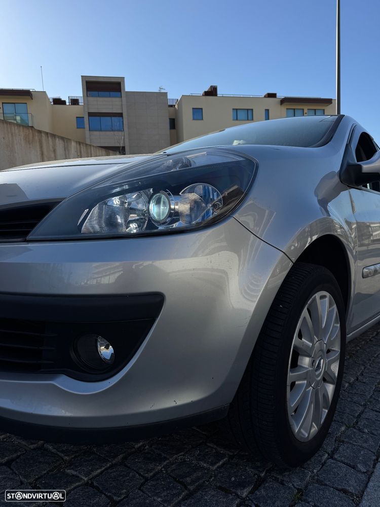 Renault Clio 1.5 dCi Dynamique S - 5