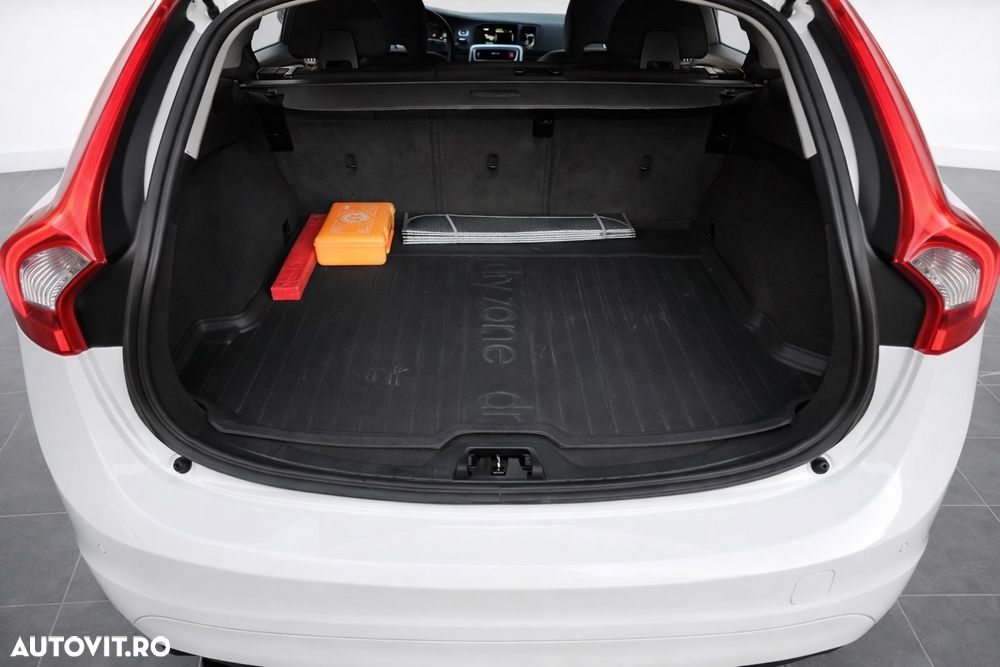 Volvo V60 D2 Geartronic Kinetic - 16