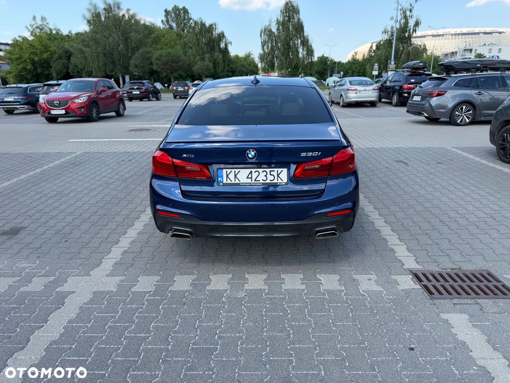 BMW Seria 5 530i xDrive M Sport sport - 7