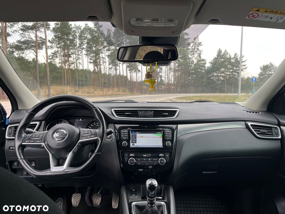 Nissan Qashqai 1.6 dCi N-Connecta - 10