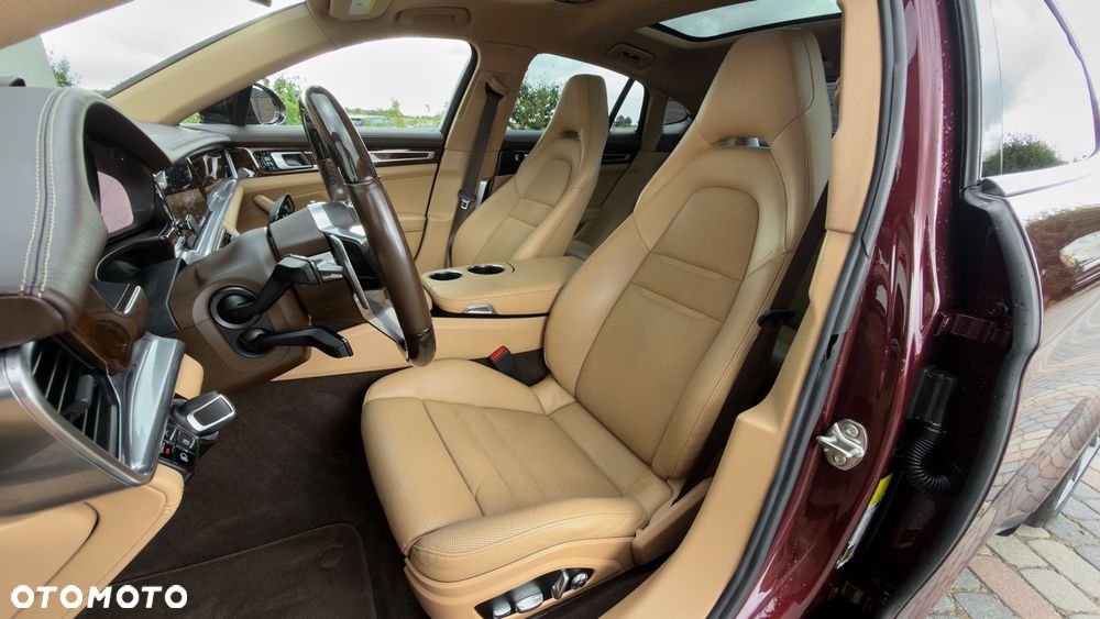 Porsche Panamera 4S - 20