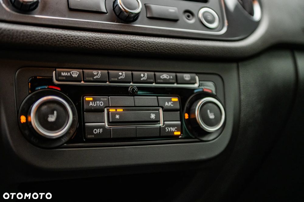 Volkswagen Tiguan 2.0 TDI 4Mot Perfectline R-Style DSG - 9