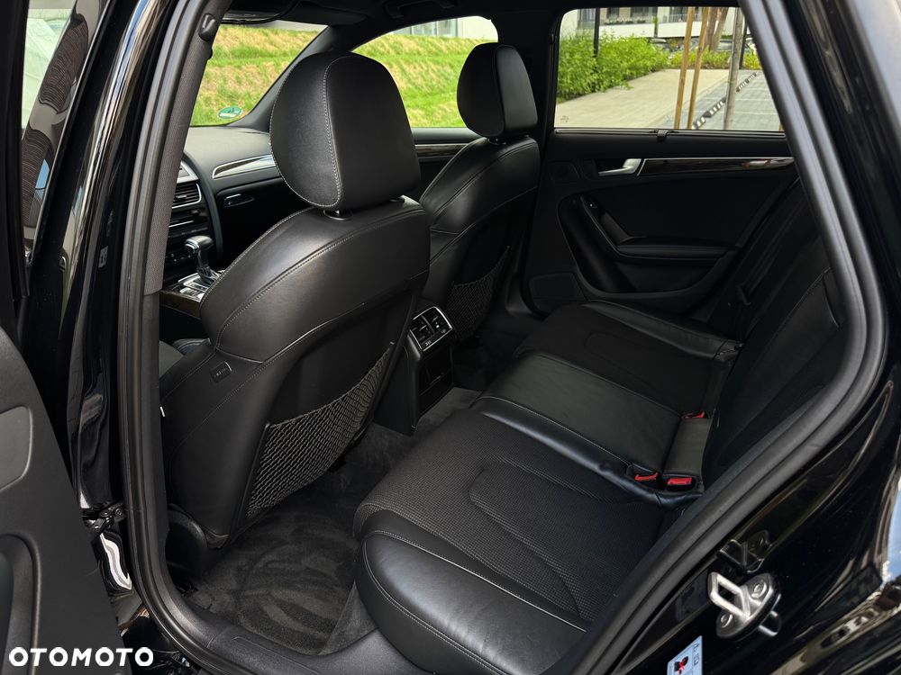 Audi A4 Avant - 16