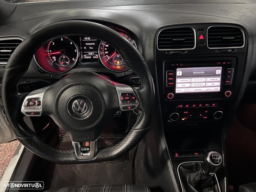VW Golf 2.0 TDi GTD - 17