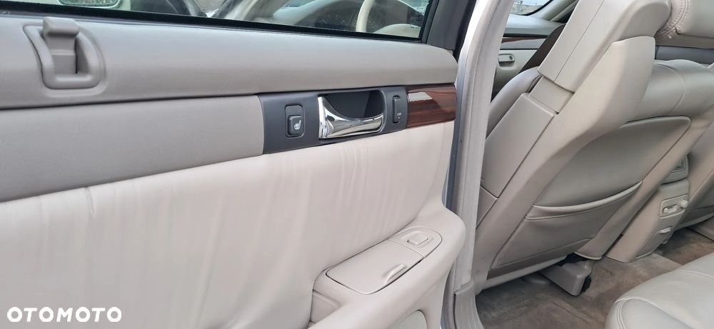 Cadillac Seville 4.6 SLS - 20