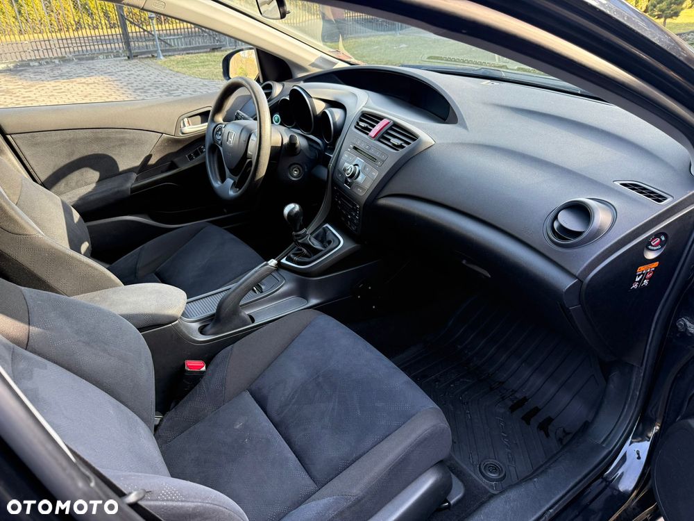 Honda Civic 1.4 i-VTEC Sport - 12