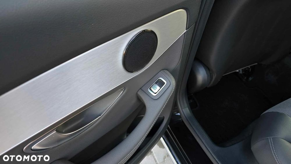 Mercedes-Benz Klasa C 220 d 4Matic T 9G-TRONIC Avantgarde - 31