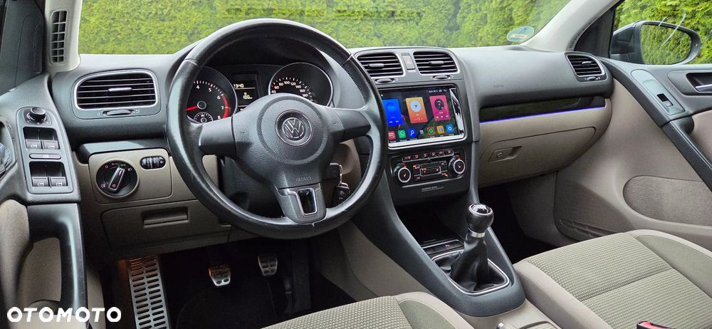 Volkswagen Golf - 14