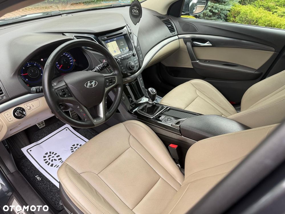 Hyundai i40 Kombi 1.7 CRDi Premium - 10