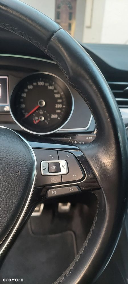 Volkswagen Passat 2.0 TDI 4Mot Elegance DSG - 18