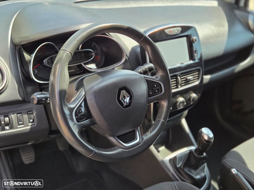Renault Clio Sport Tourer 0.9 TCe Limited Edition - 12