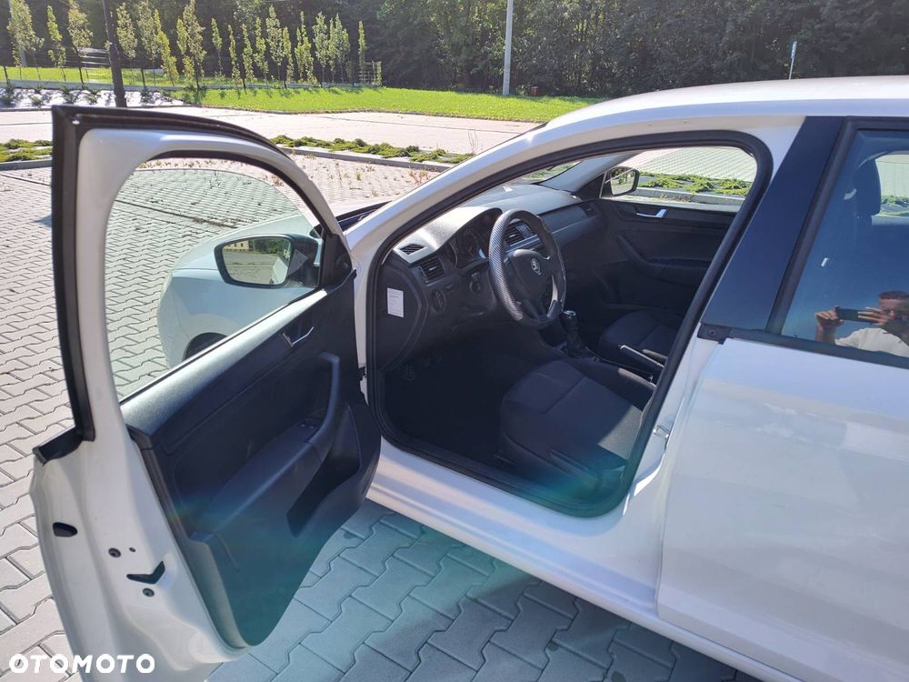 Skoda RAPID 1.4 TDI DPF Active - 8