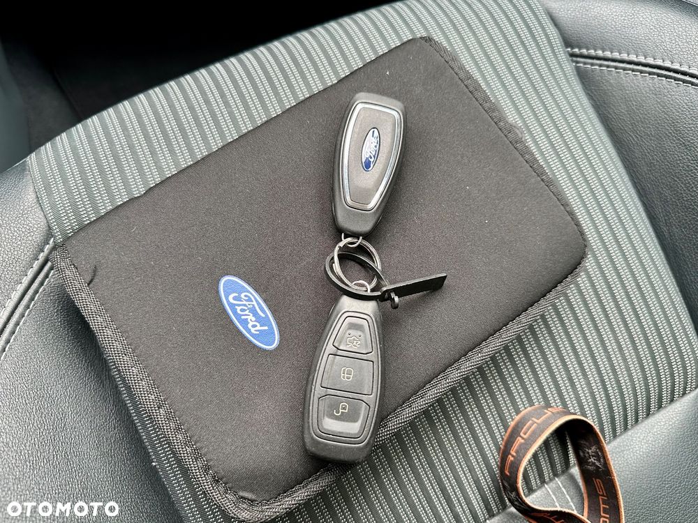 Ford Grand C-MAX 1.6 EcoBoost Start-Stop-System Titanium - 38