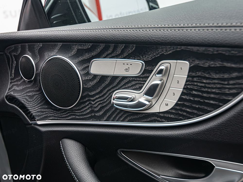 Mercedes-Benz Klasa E - 9