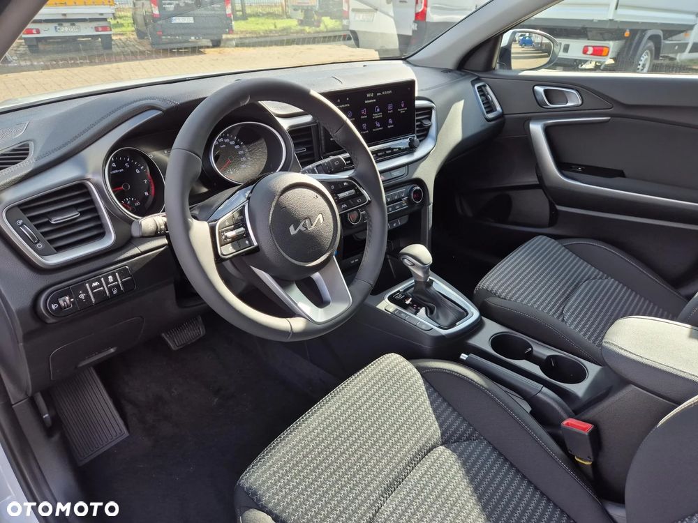 Kia XCeed 1.5 T-GDI M DCT - 9