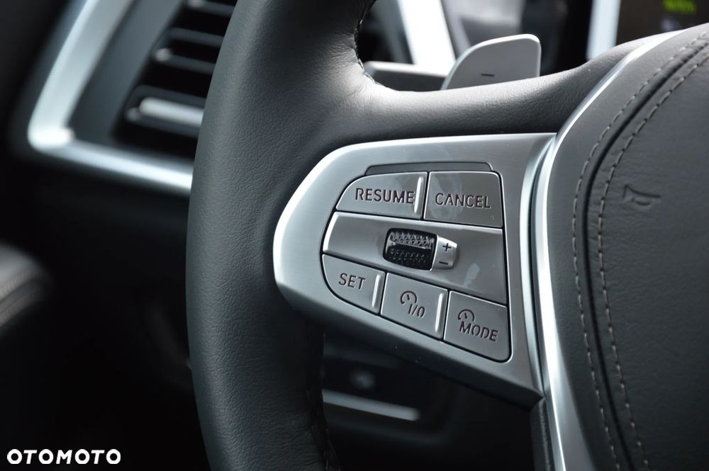 BMW X7 xDrive40d - 24