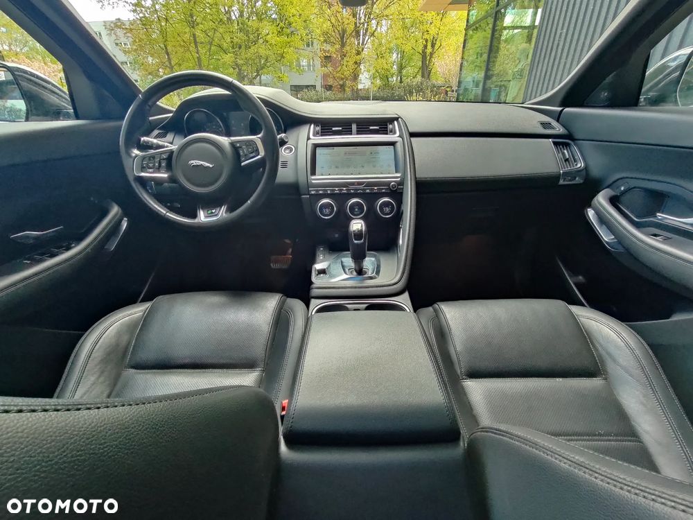 Jaguar E-Pace P300 AWD Sport - 18