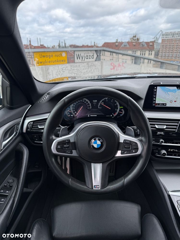 BMW Seria 5 520d M Sport Edition - 37
