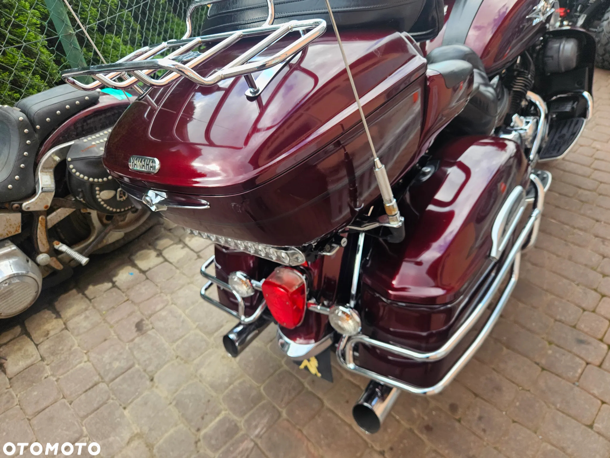 Yamaha Venture - 37