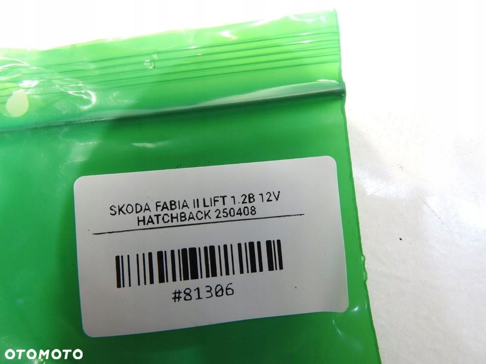 ZNACZEK LOGO EMBLEMAT SKODA FABIA II 1U0853621C - 4