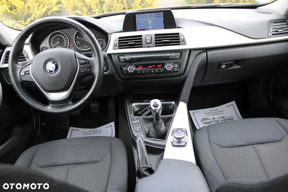 BMW Seria 3 320d DPF Edition Fleet Sport - 24
