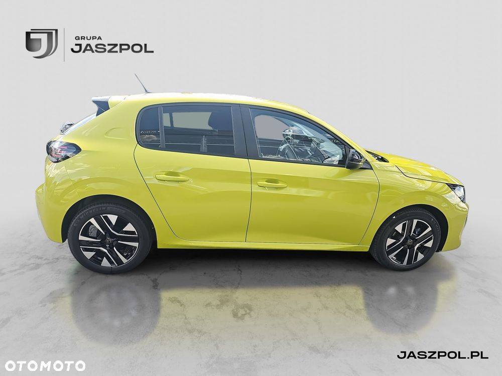Peugeot 208 - 4