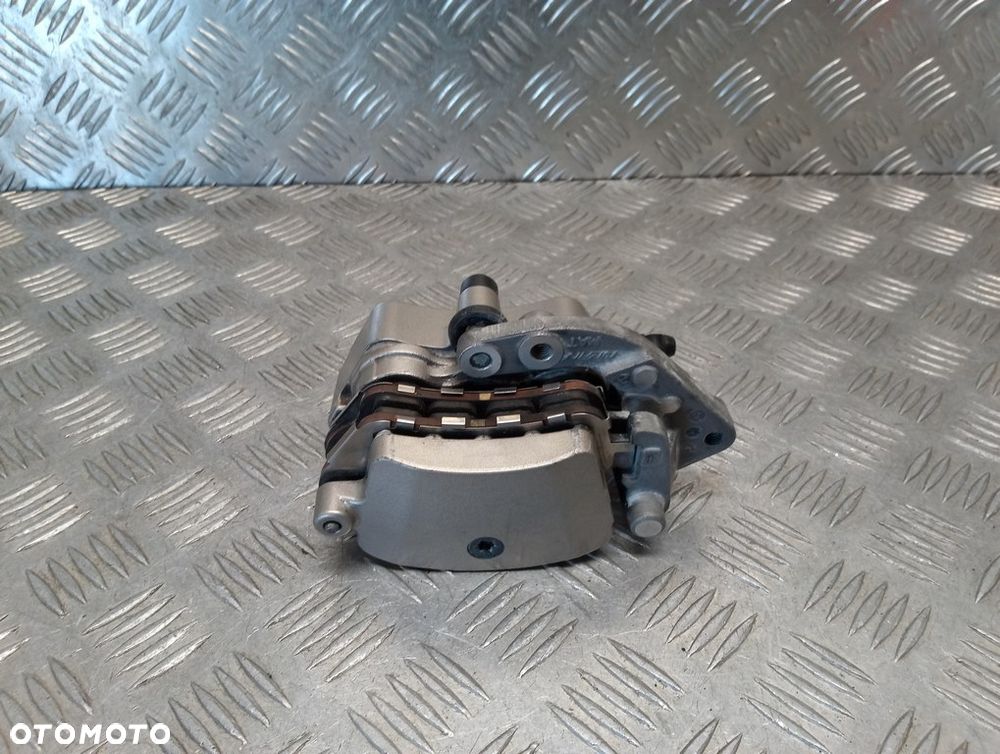 Zacisk hamulca przód prawy HONDA VTX 1800 C/FN/R/S/T 02-08r   PN. 45250-MCV-006 - 3