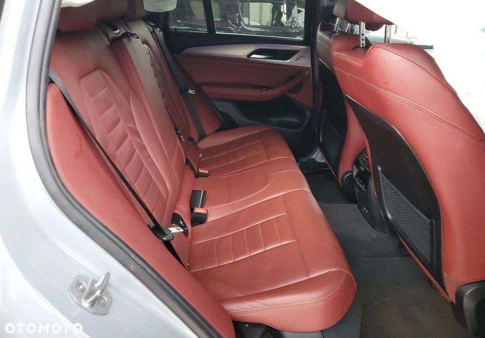 BMW X4 - 8