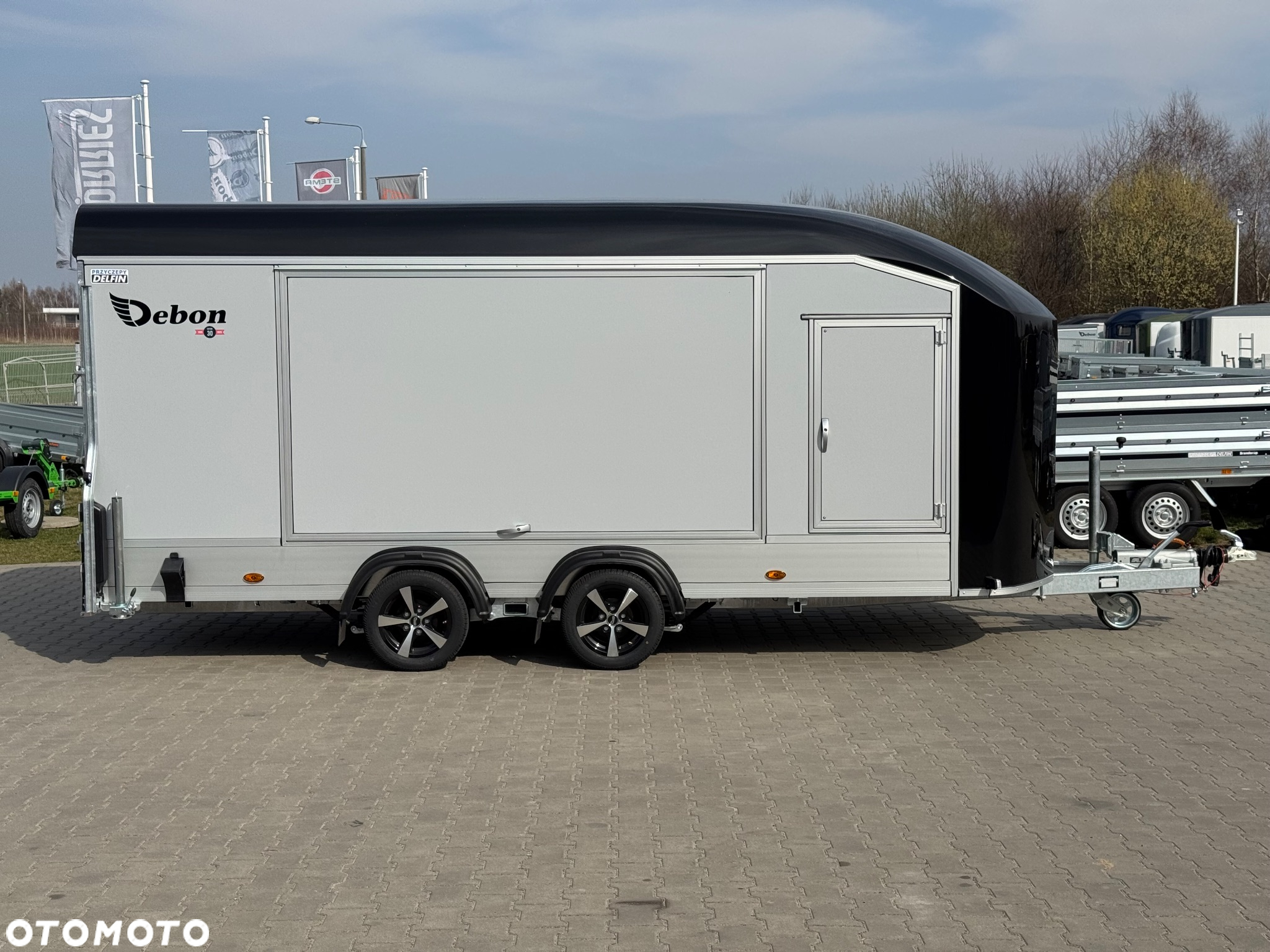 Debon C1000 - kryta laweta | 490 x 202 cm / 3500kg / felgi ALU / wciągarka elektryczna - 4