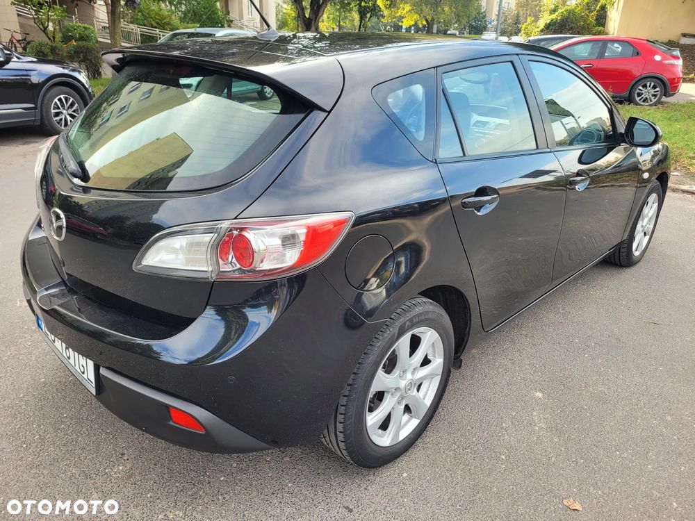 Mazda 3 1.6 CD Active + - 8