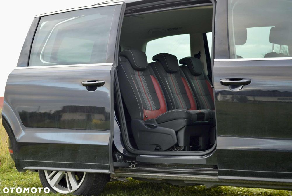 Volkswagen Sharan 2.0 TDI Blue Motion Match - 12