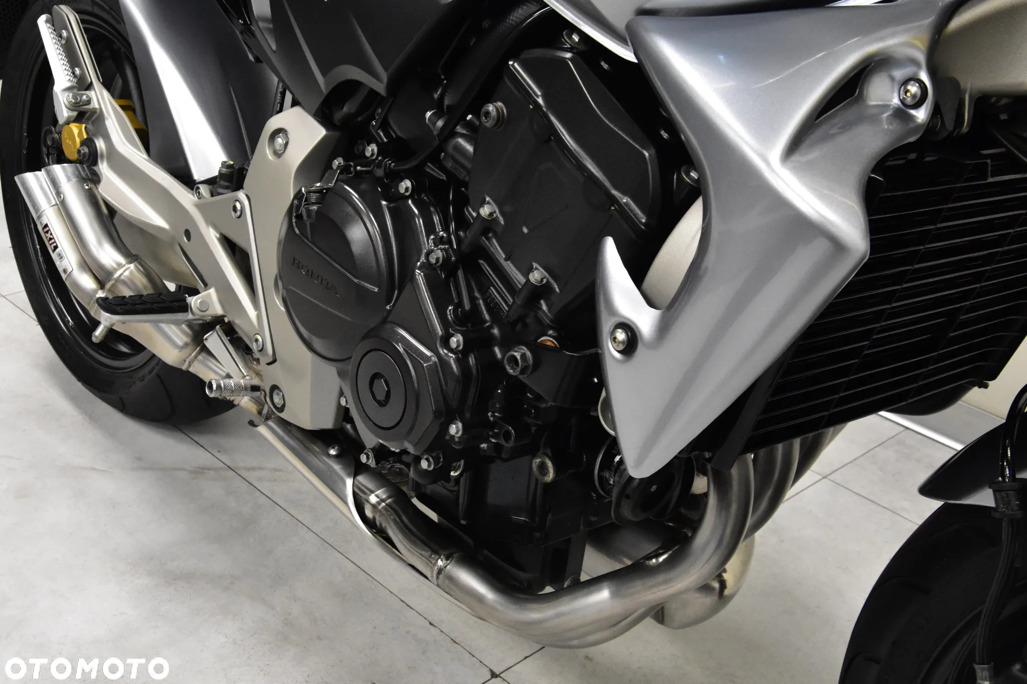 Honda CB - 26