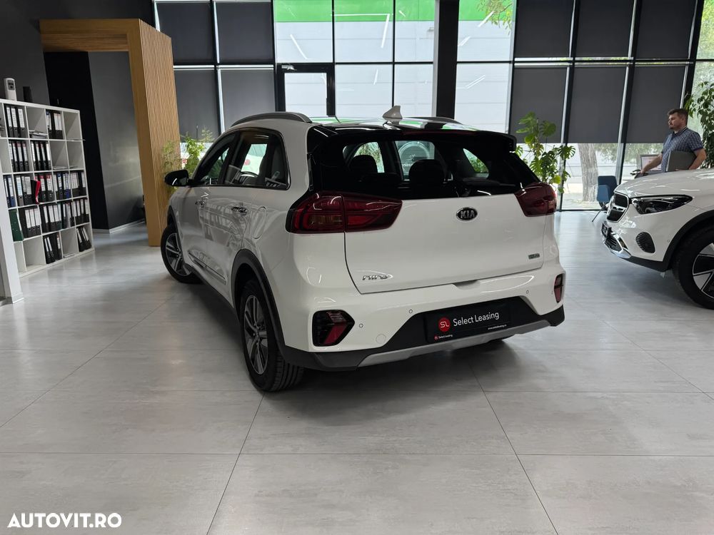 Kia Niro 1.6 GDI PHEV 2WD OPF Aut. Vision - 4