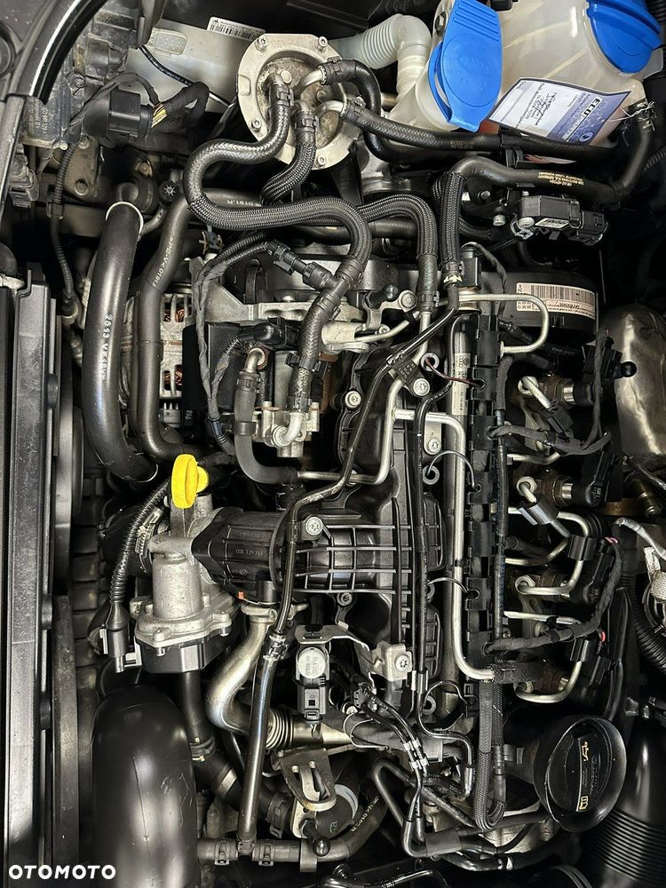 Volkswagen Touran 1.6 TDI DPF DSG Comfortline - 18