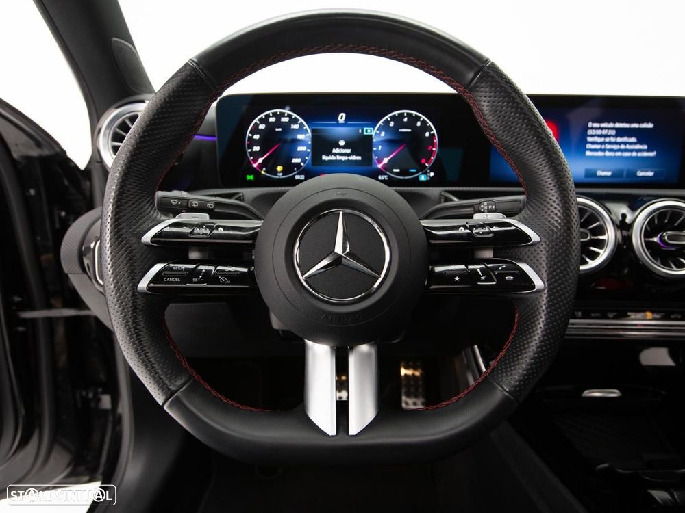 Mercedes-Benz A 200 7G-DCT AMG Line Advanced Plus - 18